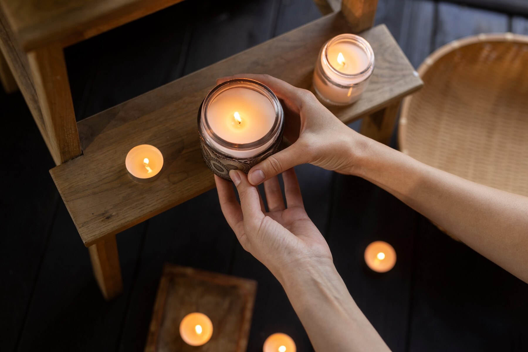 ** Les 4 Accords Toltèques et les 5 Idéaux du Reiki : Un Chemin Commun vers l’Harmonie Intérieure **